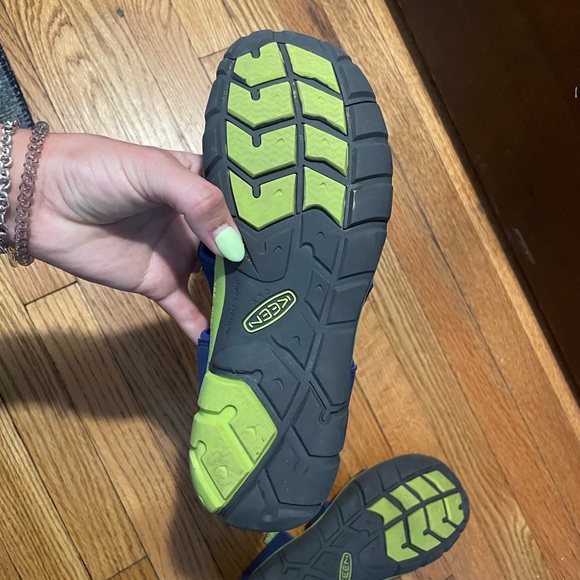 Keens Perfect Condition - Picture 3 of 8